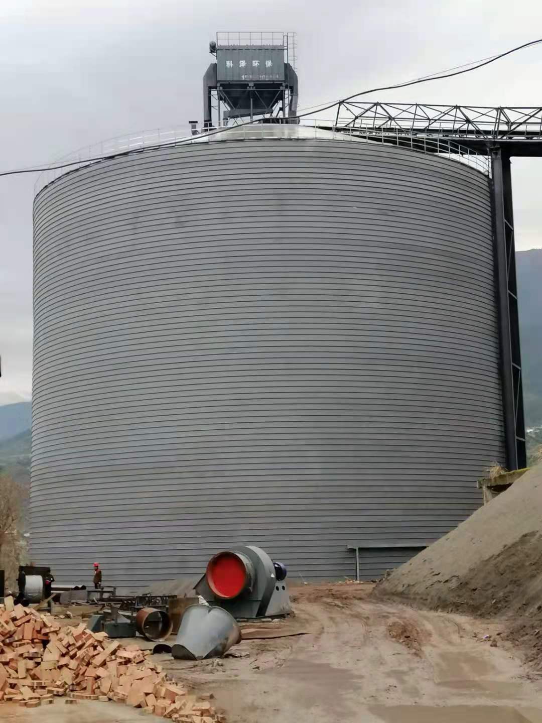 龍巖水泥庫